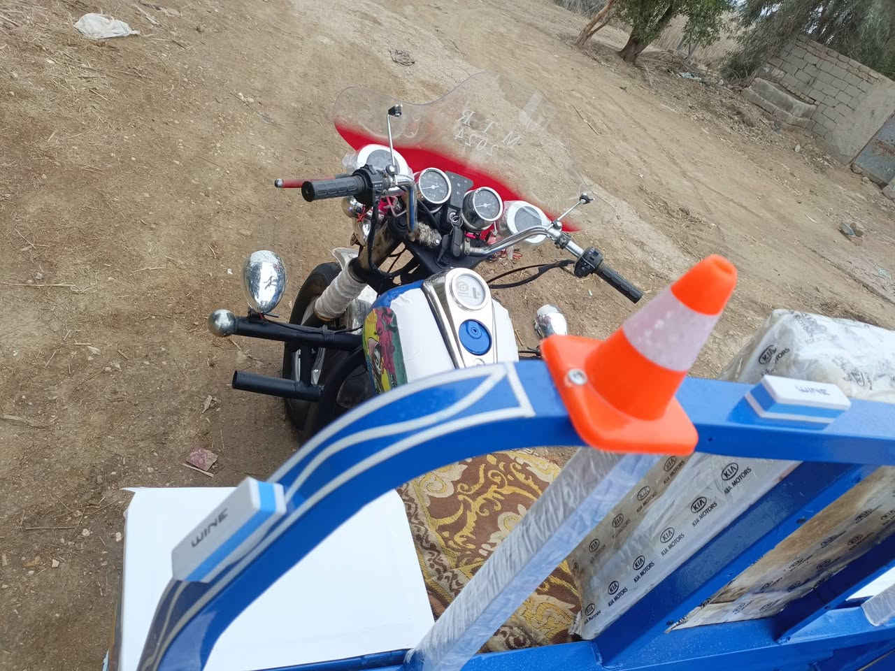 دايون موديل 13محرك 20مكفوله كفاله عامه مابيهه اي نقص نضافته شوفت عينك كهربائيات كلهه  اوراق اصولي شاصي ركبه مكفوله مكان الحله شوملي سعر 1100وبيهه مجال للشراي ‏‪***********‬‏
