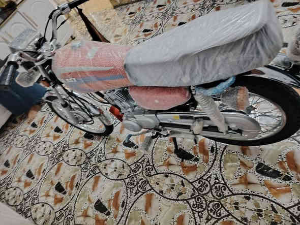 سلام عليكم دراجه للبيع نامه لصلي شلامجه موديل 25 بص وصل وكيل سيد جعفر نضافه 100 دراجه بعدهه زيرو سعر مليون 200 وبيهه مجال قليل، ***********
