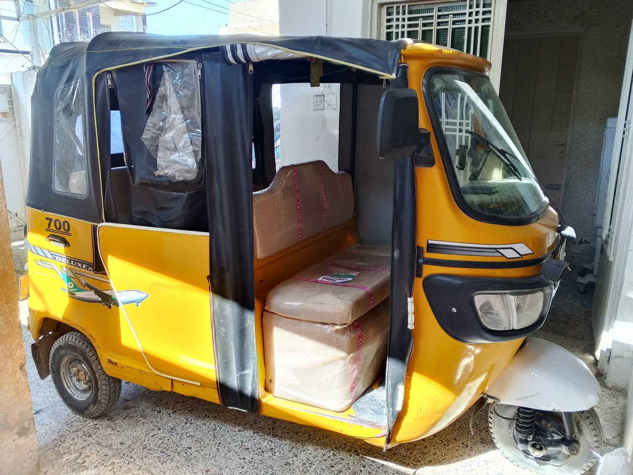 تكتك تي في اس اللبيع موديل 22 شهر 11 لا معجون لا صبغ مكينه مامفتوحه مكاني بعقوبة تحرير ***********
