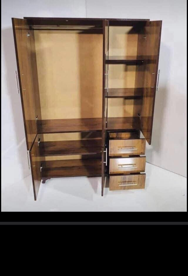 🥇عرض خاص 🥇
كنتور ثلاث ابواب 
ومجرات وتعلاگه
القياسات :
العرض 110 سم 
الارتفاع 175 سم
وتوجد خدمة توصيل 
(للحجز والمراسلة خاص)


**إذا كنت صاحب هذا الإعلان وتريد حذفه لأي سبب، رجاءا أرسل رسالة إلى الدعم الفني**