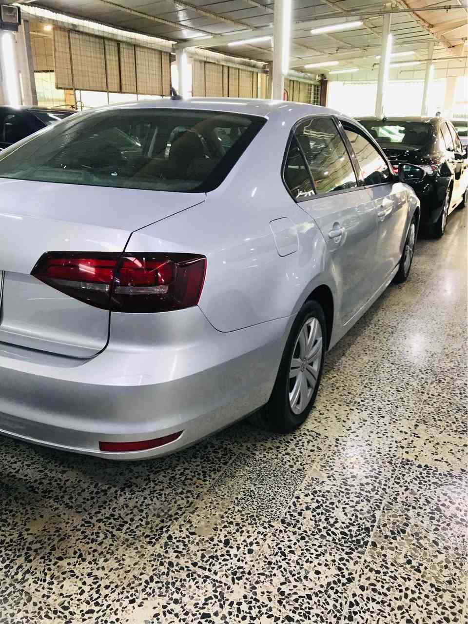 جيتاى خه ليجى مؤديل2016مه كينه 20بئ تؤربؤبئ سبوخ دوده ركاوچاملخى كؤراوه بيلاده بئ سبوخه كه ميك ته رزه ى هه يه زؤرنيه يه ك ته حديلى هه يه هيچى ترى نيه سه ياره كى بئ مه سروفه كؤرينه وه ش ده كه م سعرى 114موبايل*********** أربيل, العراق
