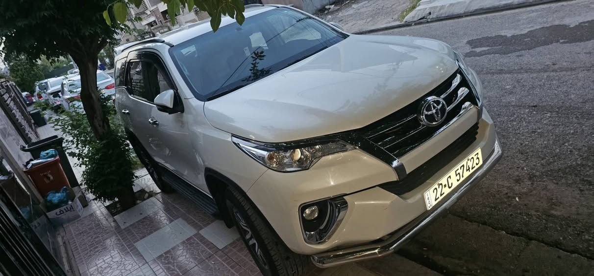 فورجينر
2017
مواصفات GXR V6
بدون دعم وسبخ دعامي ل دعامي
كير ومكينة وارسل بشرت
وسعر 305 بيها مجال شوية
عنوان أربيل
***********
