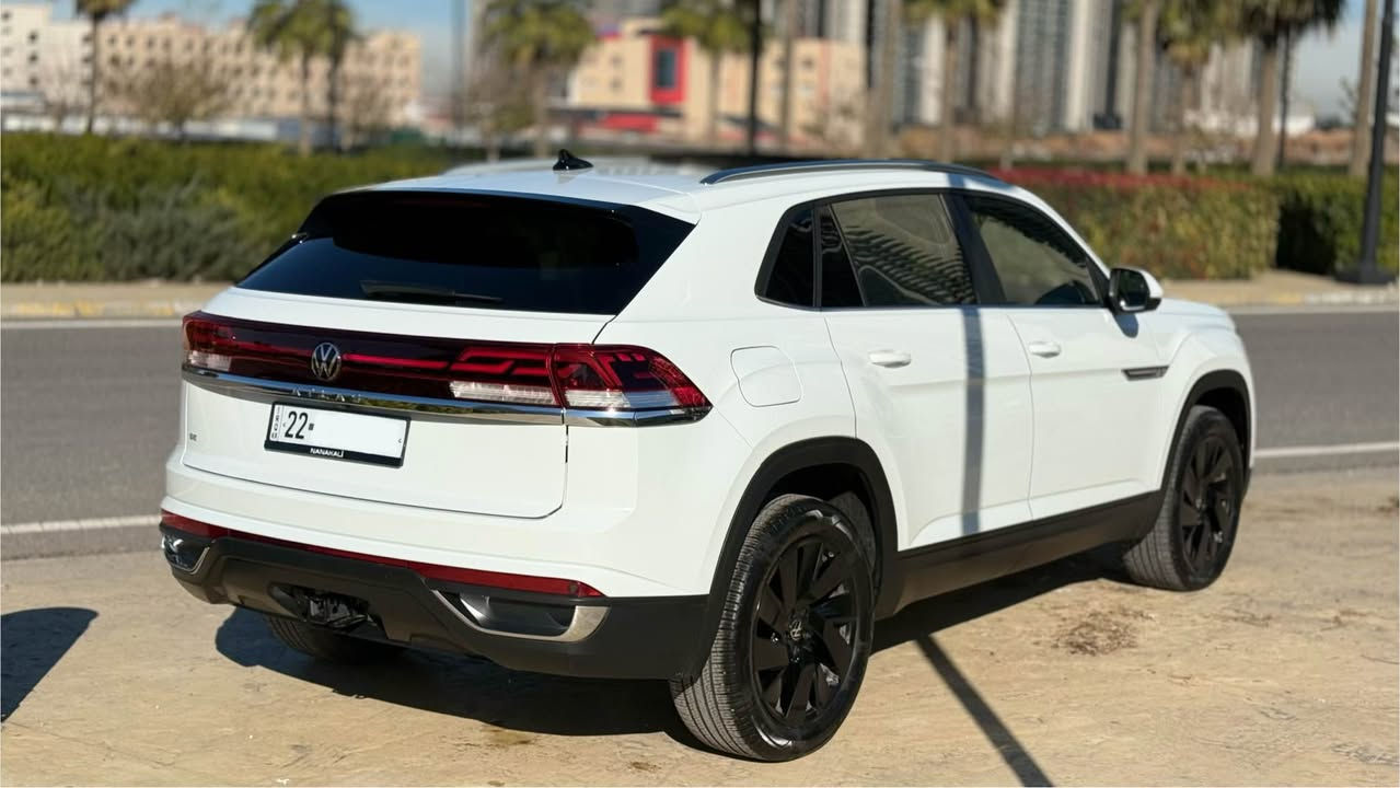 اطلس ٢٠٢٤ 
بانوراما 
بصمة 
شغال
كشنات: جلد - تتفة - تبريد - كهربائية 
سيارة رقم اربيل جاهز فحس - هزة كل جديد
ماشي ٢٠ الف
سيارة بدون صبوغ 
شبر تعديل بارد
***********
***********
*********** أربيل, العراق
