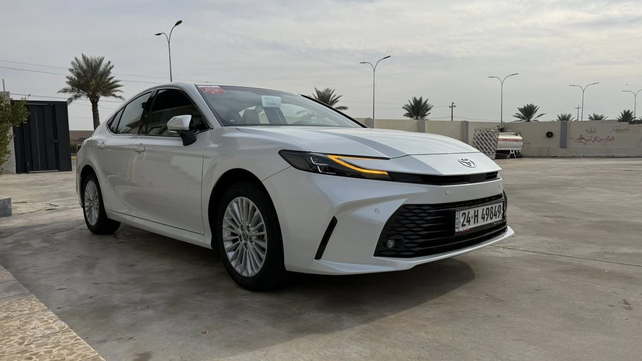 السلام عليكم كامري Le 25 مواصفات معروفه ماشيه 15 رقم دهوك دولي شرط التحويل السياره جديده بمعنى الكلمه مكان السياره موصل / دهوك  الشراي يتصل وحيا اللّٰه
***********
