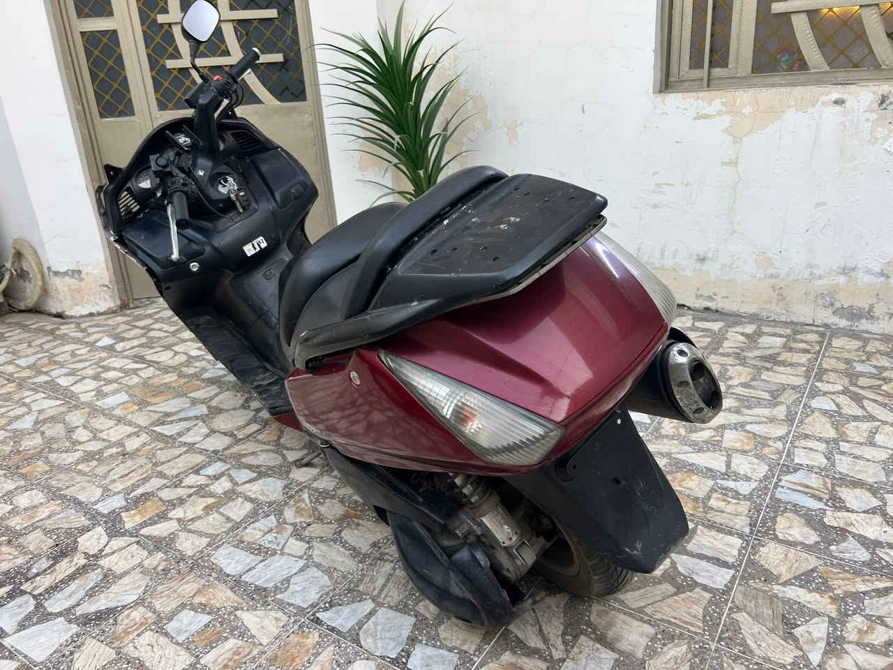 سلام عليكم سلفر 600 محرك مكفول برغي ما مفتوح. بي دراجه شلعه ومعدل شرط 180 يرادلها ترتيب كفرات السعر 1500
الرقم. ***********  مكاني بغداد الشعب او مدينه الصدر
