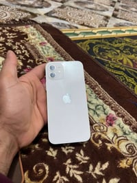 آيفون 12 • ١٢٨ • بدل شاشة