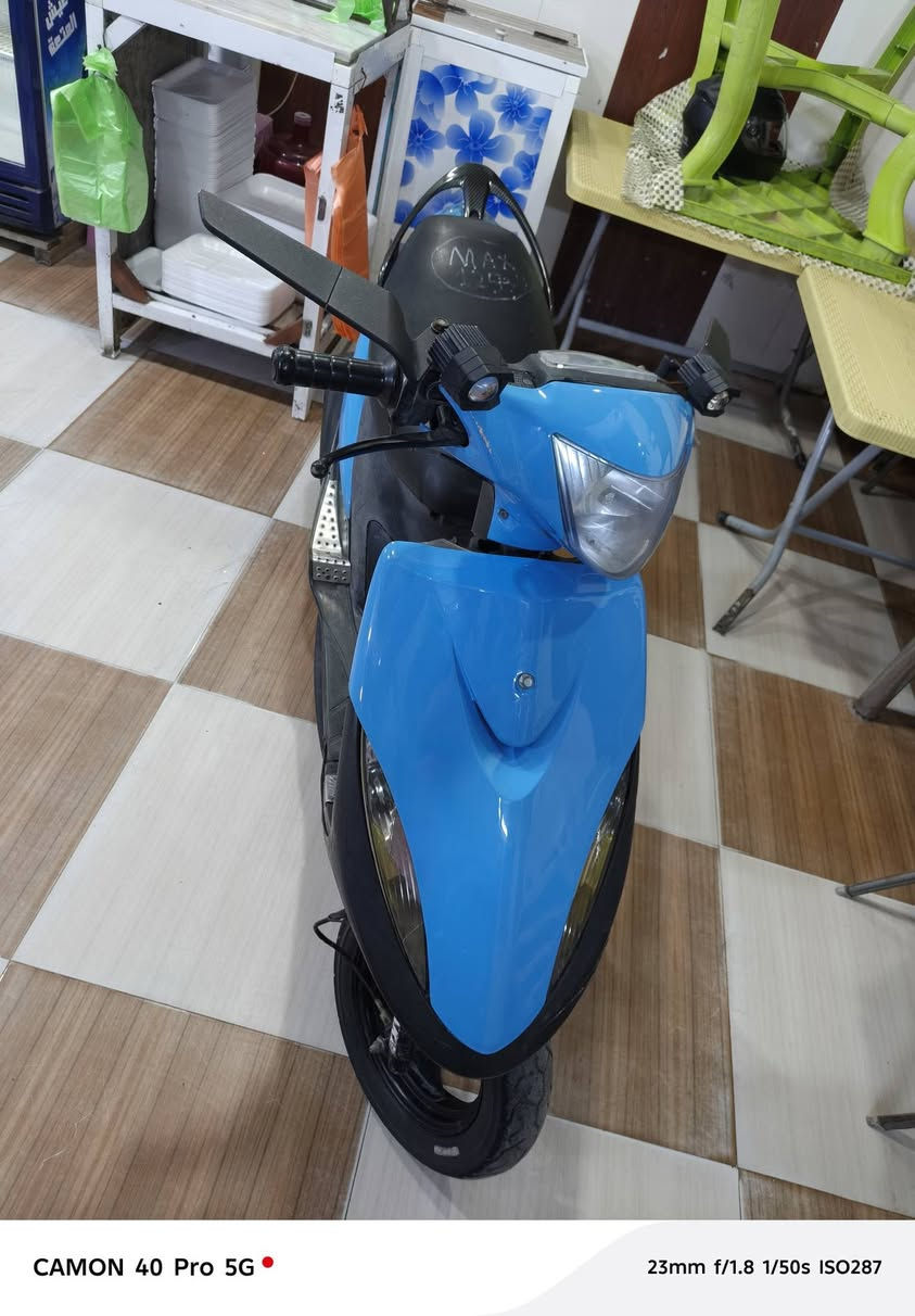 سلام عليكم
ماكس عدله نكره سلف هندر دراجه كامله 
كلها شغاله 
عدى الولفات بيهن ضعف غير هاذ الحجي تاخذه بلاش 
معدل فول 
كلجات جدد تفتح وتشوف كلج خلفي جديد وامامي
المو شراي ليضل يعامل 
السعر ٤٥٠ بيها مجال قليل 
ب ٤٠٠ مابيع لحد يدك عليه 
مكاني الكوت 
***********
