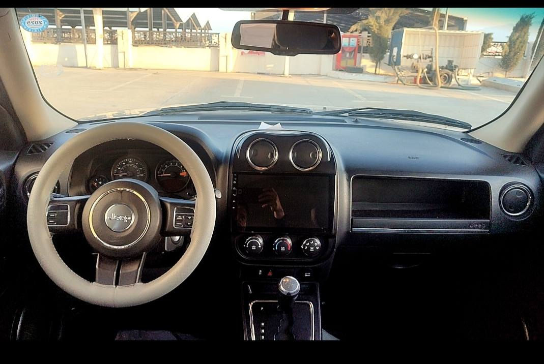 جیب پاتریوت 2016 سیارە جدیدە محرک 2400  فور ویل کیر محرک مکفول سنویە وارقام جدد بیە قطعە وحدە صبغ بدون دواخل السعر 118 ورقە ***********
