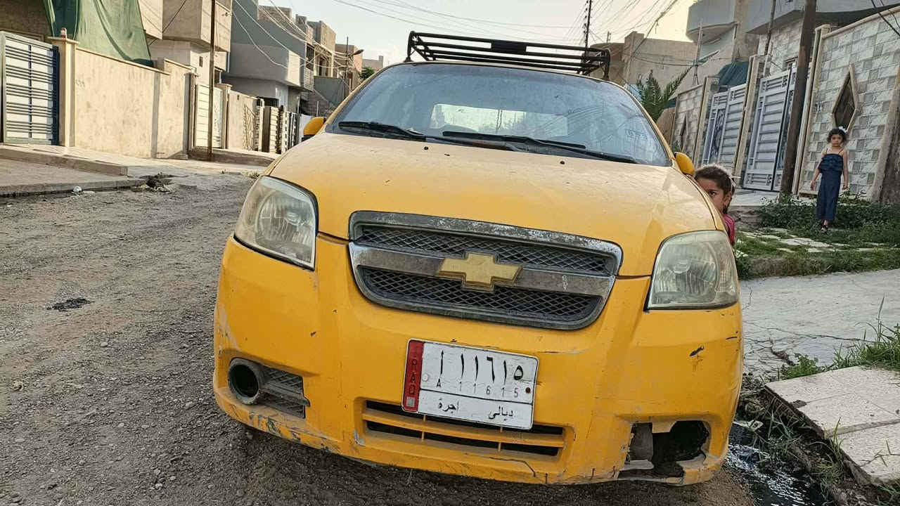 السياره محركه عوج ولفات
عليها هيئه تقريبا 250
وعليها غرامات تقريبا 150 الف 
سنويه ساقطه
للتواصل على هذا الرقم ***********
