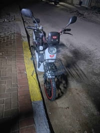 دراجة للبيع شحن كاملاة مابيها اينقص كاملة ويها شاحنتها باتريات جدد شرا...