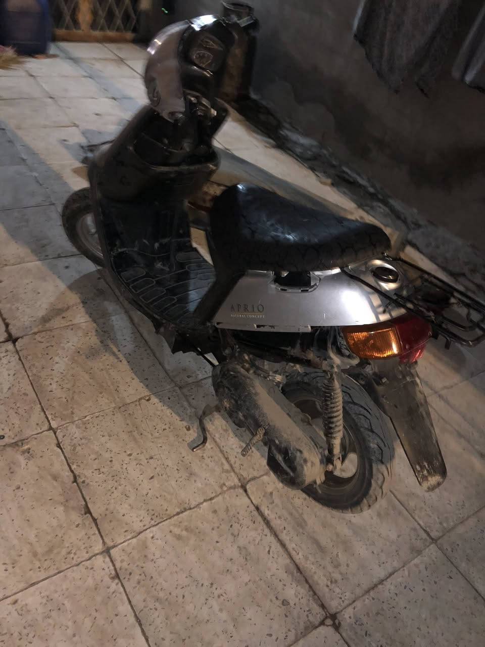 سلام عليكم دراجه بطه للبيع دراجه نضيفه كلشي شغال بيه بس السلف عوزه شخاطه هندر واحد تشتغل دشبول شغال كلشي بيه بلادي انطيك وياها دبل رياضي الدراجه قبل شهر اشتريته كشن نضيف قفل صندوك شغال كلش نضيفه وانطيك خرز كلج رياضي الدراجه ب ١٢٥ وبيه مجال للطيبين مكاني بغداد الدوره رقمي تواصل واتساب ***********
