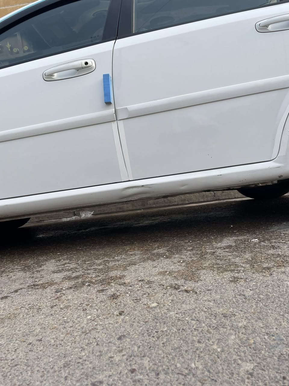 السلام عليكم اخوتي العزاز
اول شي نصلي على محمد وآل بيته الأطهار 
سياره شوفرليت اوبترا موديل 2011 محرك 1600 
السياره نضيفه بنسبة80% وجاهزه من كلشي صدر كامل خلفي وأمامي وتخم تاير جديد تبريد ويا طكت السويچ ومعروف تبريد الاوبترا بالصيف الجنايه يعرفونه وتدفئه هم كذالك ومحرك مكفول من تنقيص وتبخير والگير هم مكفول كفاله عامه والسياره نضيفه وما مشتغله مال بيت وتجي بعينك وتشوف..

مكاني بغداد اليوسفيه
السعر خاص  
للاستفسار الاتصال ع الرقم *********** تريد واتساب هم بي
