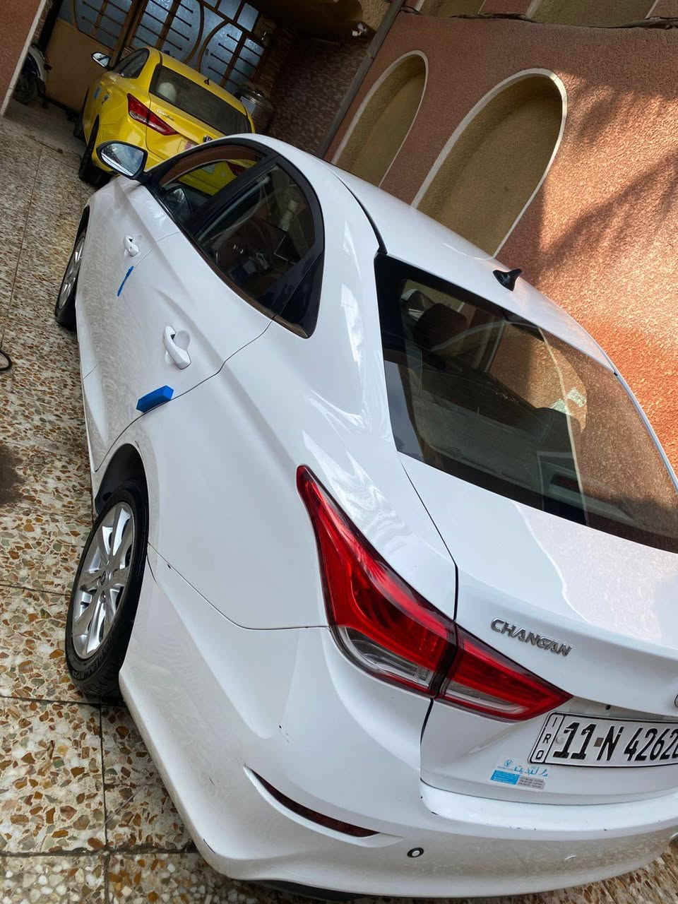 سلام عليكم
شانجان L72024
حره بسمي
مكينه وكير خير من الله
بيه باب مبدل وباقي موضح بالصور
العنوان:الشعب
رقم الهاتف :***********
