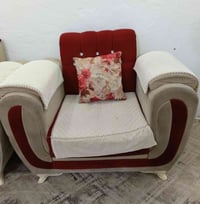 تخم كامل للبيع يتكون من 3 قنفات وكرسين  ب 350 الف وبي مجال رقم الهاتف ...