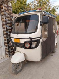 تكتك تي في اس للبيع موديل 2022  تكتك نضيفه وقليل طلعات بيه متروكه  مجم...