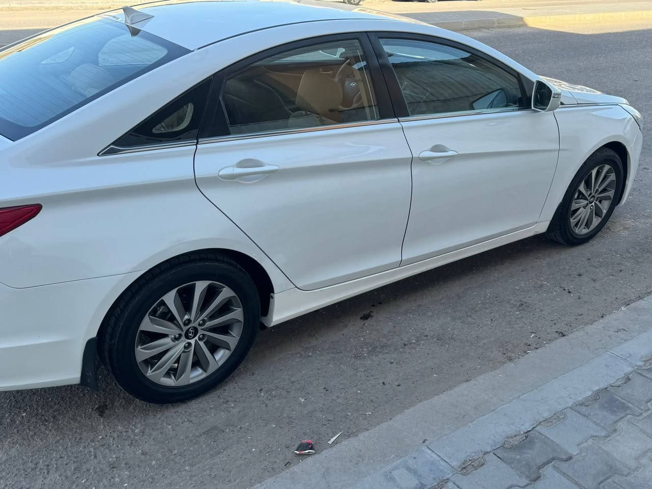 السلام عليكم سوناتا 2014 خليجي رقم اربيل باسم شركة كفاله عامه عدى تكحيل كارت محرك 2400 السعر 127 وبيها مجال بسيط للشراي
السياره جاهزة من كلشي تخم تاير وحدادية وتبريد وكير ومحرك
للاستفسار ***********
مكان السياره البصره ابو الخصيب / ابو الجوزي
