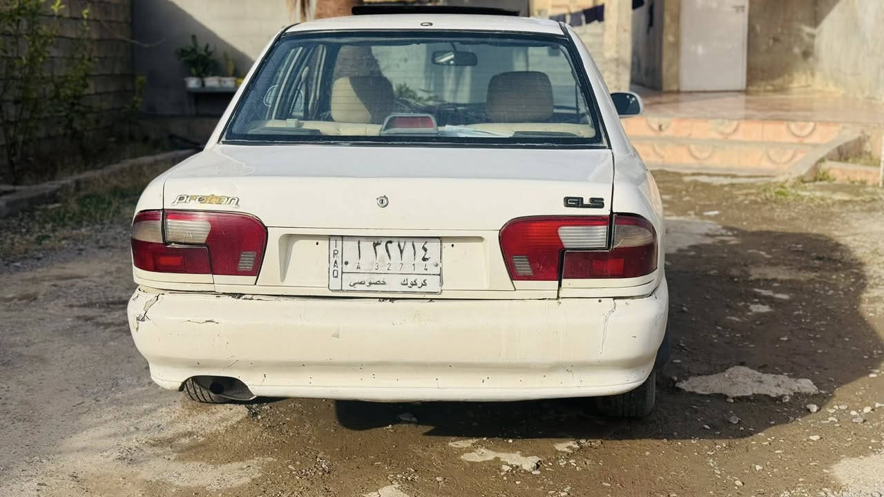 السلام عليكم 
بروتون 2004 
السيارة جاهزة من كلشي گير ومحرك شرط 
سنوية لـ 2027 تحويل/وكالة 
للبيع بالمدة و لمدة 6 اشهر كحد أقصى 
مكان السيارة 
صلاح الدين/الشرقاط 
للتفاصيل اكثر للاتصال على الرقم ⬇️ او مراسلة الصفحة 
 ***********
