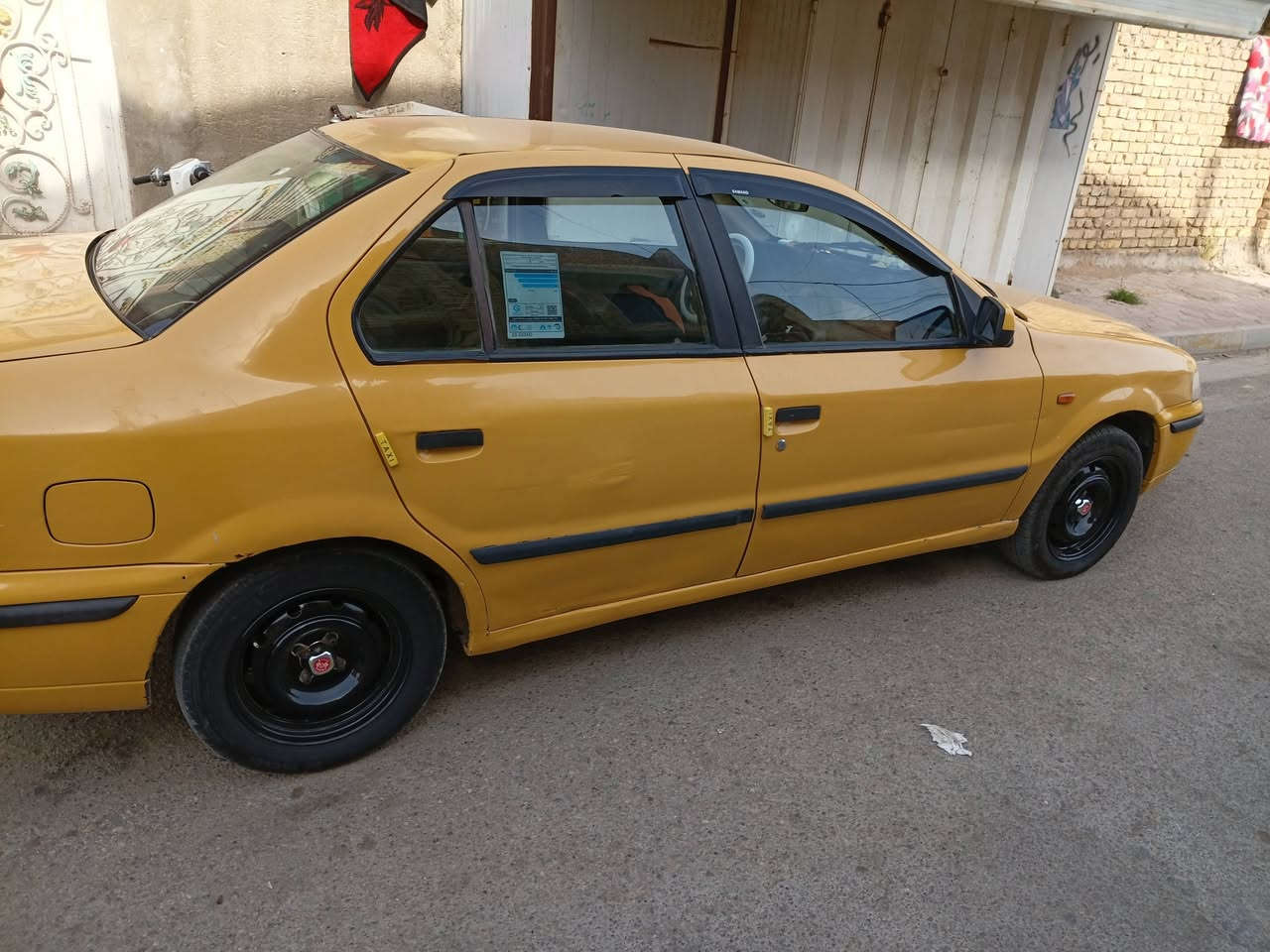 سمند للبيع ٢٠١٢ محور كير ومكينه كورلة
المكينة كايمة بس تمشي السعر (٢٥ )***********
