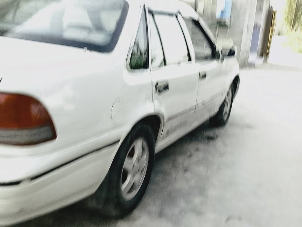 سلام عليكم برنس اللبيع موديل 
1997
سيارة رقم بغداد تحويل 
صبغ عام 
دواخل نضيفه 
***********
***********
