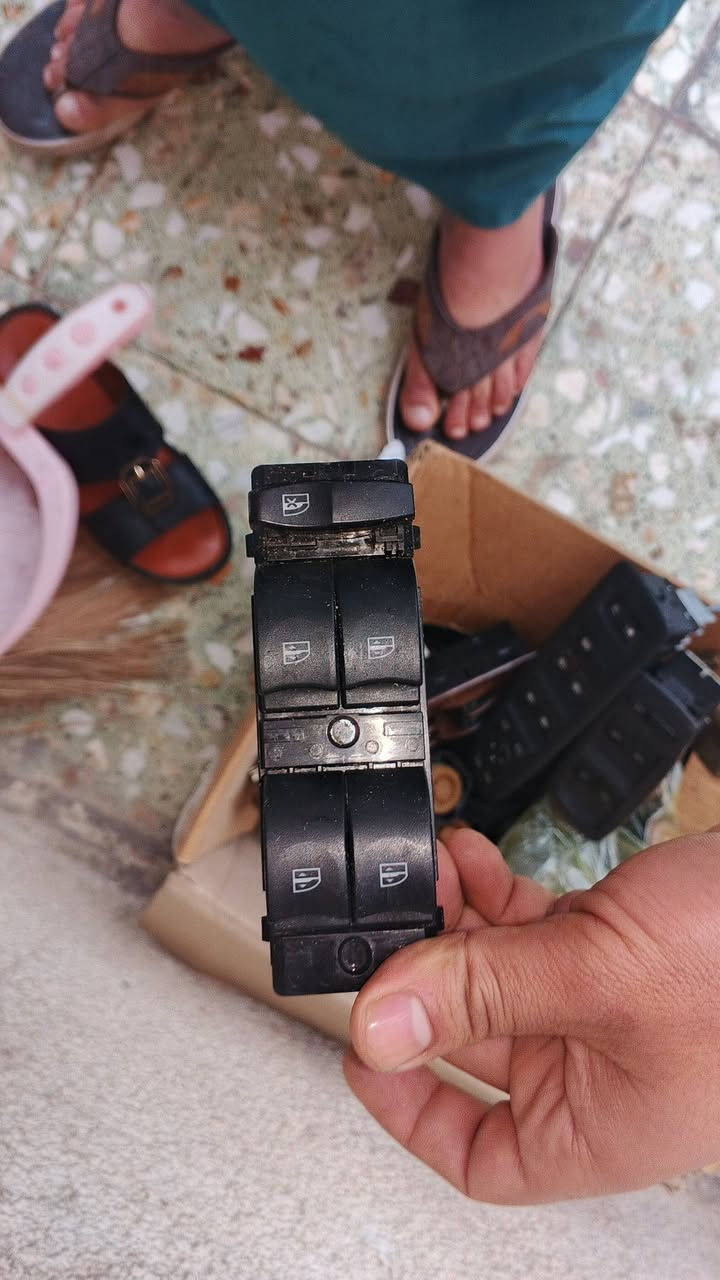 يا الله تم وصول غراض حاويه كوري اصلي قبق رينو القطعه بلف بيع كل الكميه وتحكمات كلهن 25الف مكاني بغداد يوجد توصيل لكل المحافضات


**إذا كنت صاحب هذا الإعلان وتريد حذفه لأي سبب، رجاءا أرسل رسالة إلى الدعم الفني**