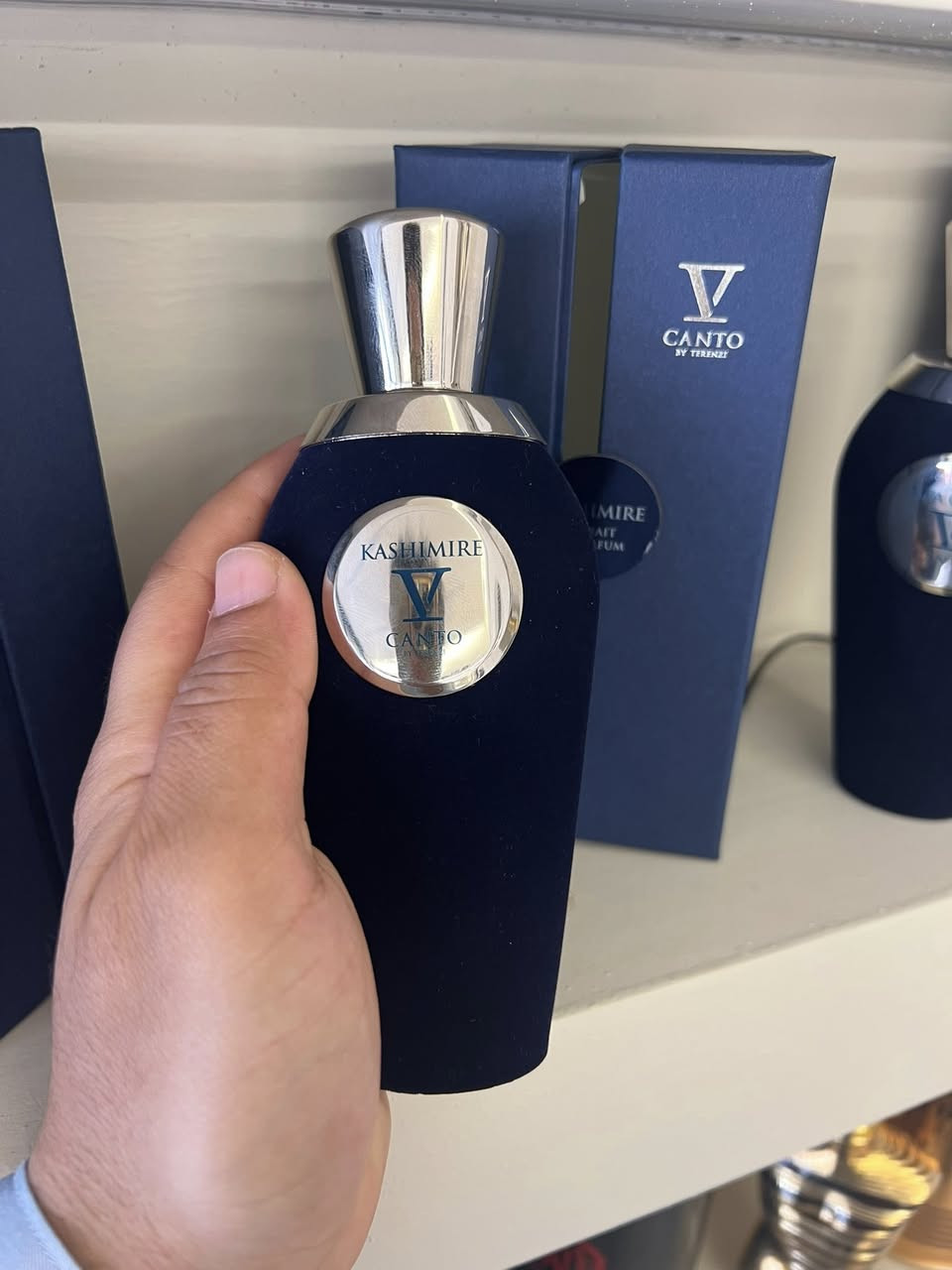 السلام علیكم

متوفر عطرات جميل من دار V Canto  ايطالي نيش 

اي واحد مهتم موجود بشكل تقسيمات و مسلفن

تدللون🌹


**إذا كنت صاحب هذا الإعلان وتريد حذفه لأي سبب، رجاءا أرسل رسالة إلى الدعم الفني**