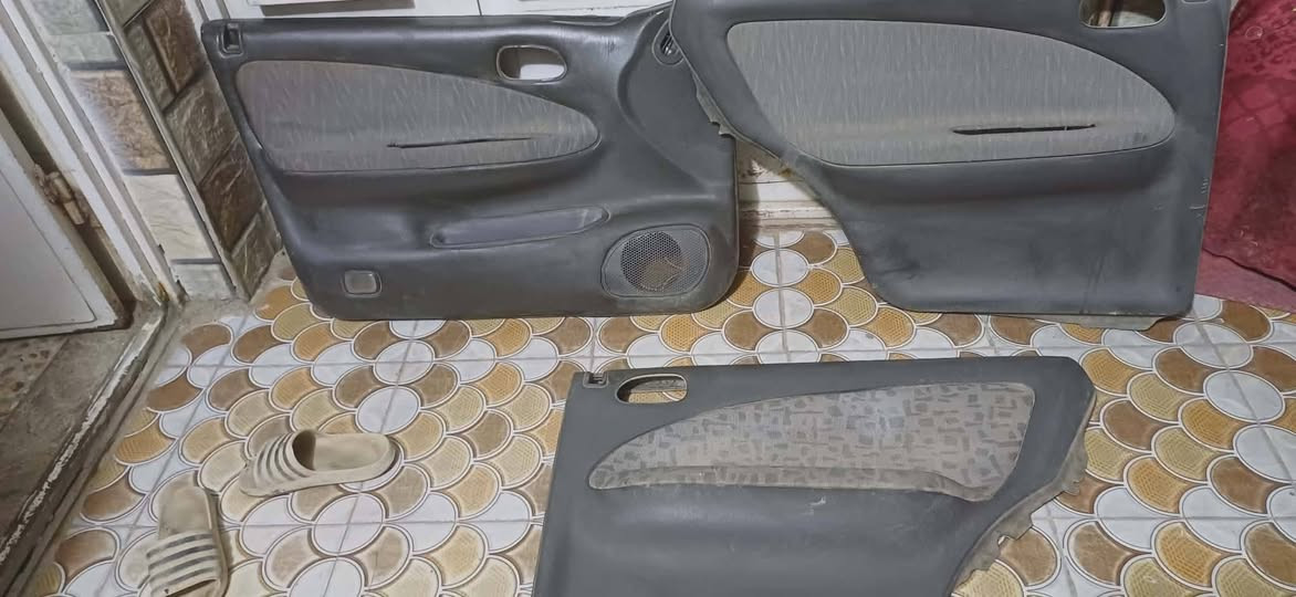 السلام عليكم اغراض سيفيا 95 و96 كلهن حاويه اليحتاج يتصل *********** أو ***********. الخط الثاني بي واتساب
