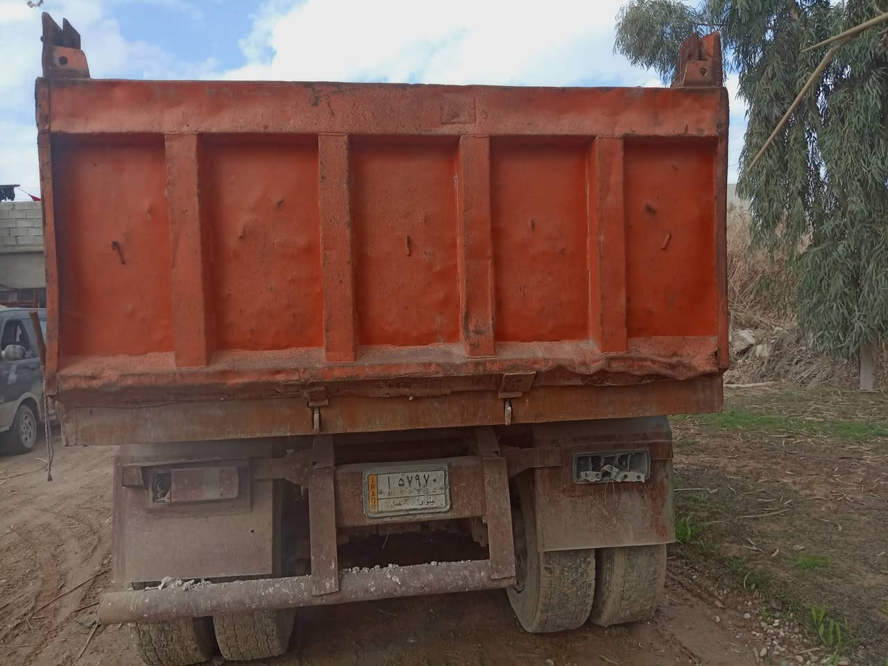 للبيع سكانيا 112ونص سياره جاهز جوه الشغل رقم نينوئ ألماني سنكل عظله السعر 115 بيها مجال مكان السياره موصل جانب الأيمن مشيرفه ***********
