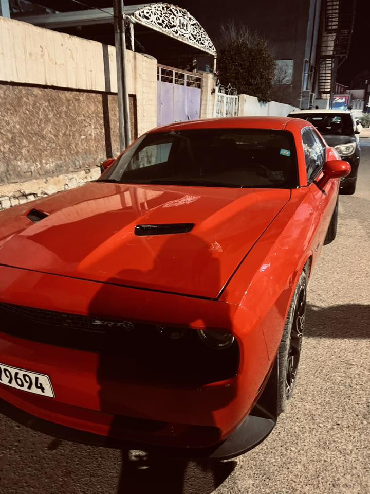 جالنجر للبيع RT 2019 
(لون مميز ) 
ضرر أربع قطع فقط صبغ …
ادامه كامله كير مكينه 
تخم تاير 
كزوز رعب تحكم ريمونت.

V8 5700

.64,000 mi

المواصفات :
( مري هيتر - تبريد قطعتين - شاشة كاربلي وسط - مقاعد كهرباء مخمل - حساسات خلفية - كامرة خلفية - شفتات ستيرن - تشغيل عن بعد - دشبول و شاشة محدثه SRT )

الاضافات والتزويد :
( سلف SRT مال سكات - سبويلر ريد اي  - لدات جانبية سموك - لايتات زنون - داون بايب - تفريغ - وسطيات - دبات الكترونية ريمونت - برمجة فتح سرعه و rpm popcorn - كت اوف ) 

***********
