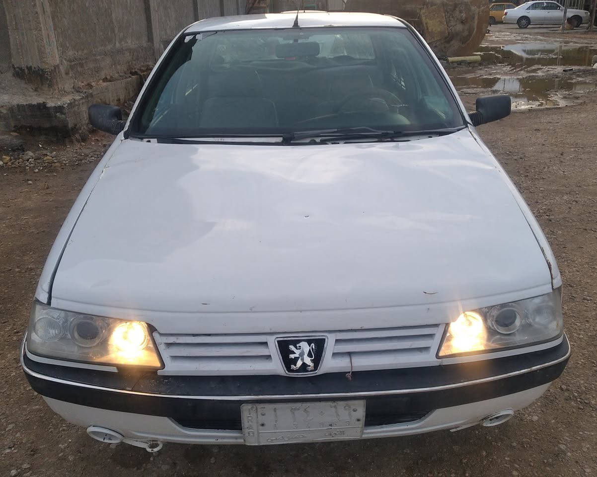 السلام عليكم للبيع سياره بيجو رواء مديل ٢٠١٠ سنويه عظم مالكهه بل شاميه تحويل مباشر محرك اوكير حاويه جدد حداديه جديده تخم تأير جدد كهربائيات شغاله تبريد ثلج جاهزه السياره السعر ١٧ورقه العنوان دوانيه قضاء الشاميه التواصل اتصل ***********
