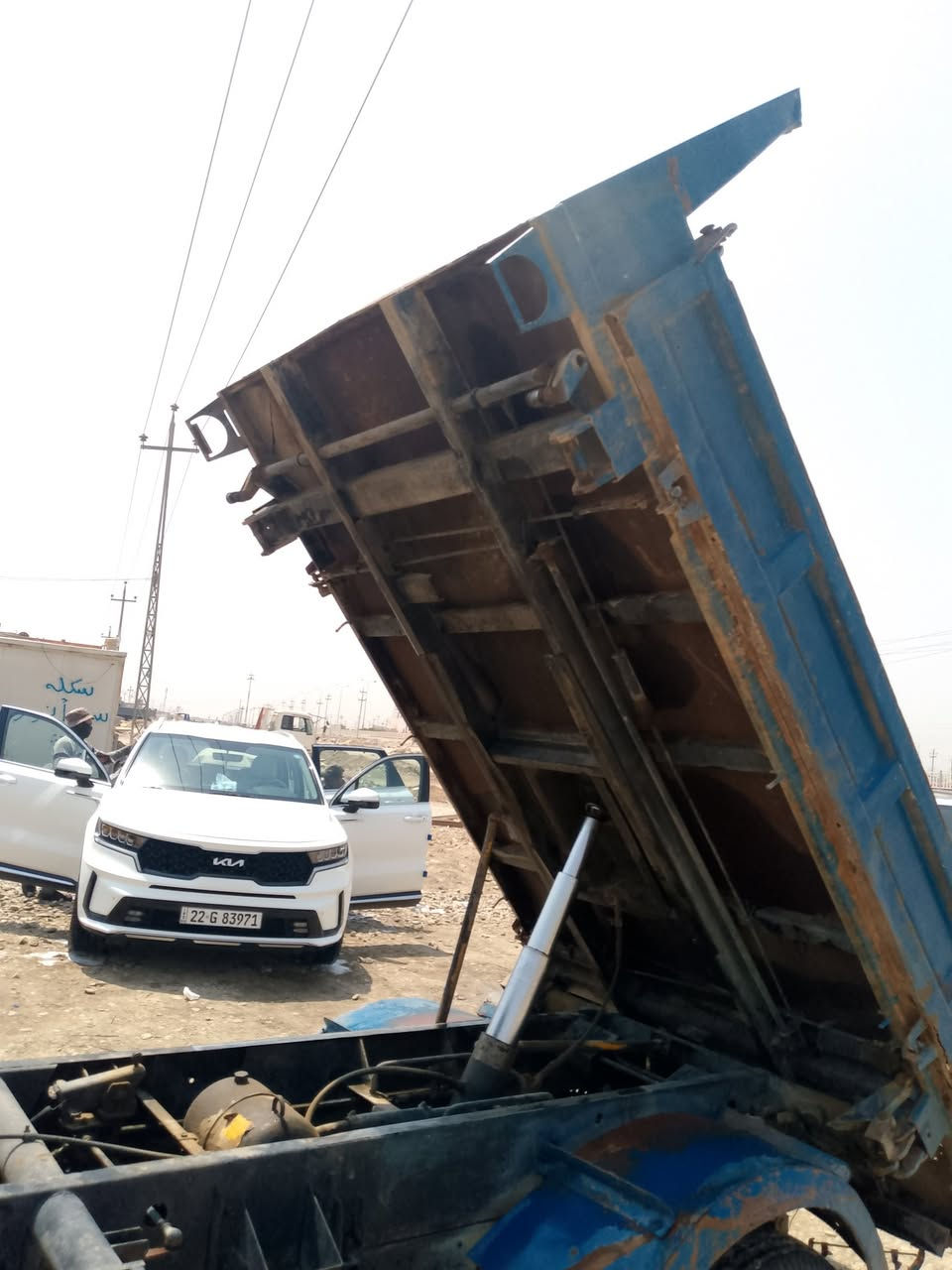 كنتر تيوتا 1993.  مداور ثاني يوم مشروع وطني دبل شاصي مكفول مابي اي نقص مكينه مكفوله كير شاصي مكفول كبل بوجهك للشقل اي نقص مابي جاهز  للبيع     السعر 65 وبي مجال   للاستفسار والتواصل
***********   //  ***********  متواجد على الانترنيت   مكان الكنتر.   ذي قار
