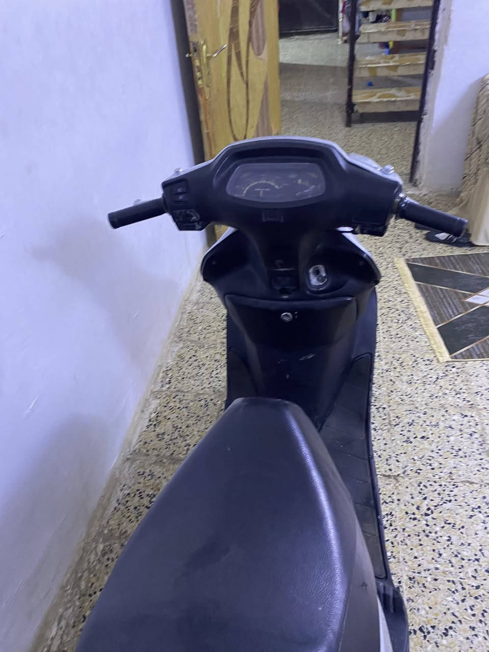 السلام عليكم دراجه سبيسي ياباني مفتوحه مره وحده رايمر مكينه ناعمه كهربائيات شغاله الاتصال على رقم *********** المكان زين القوس شارع المدارس
