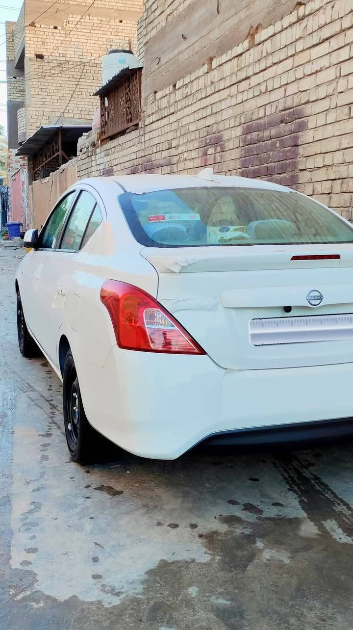 بسم الله الرحمن الرحيم
السلام عليكم 
سياره نيسان سني هندي مديل 2024 بليته زرقة مكفوله كفاله عامه اخذته زيرو عل حره عل ايدي السياره اسبيرهه منازل
سياره ماشيه ٢٧الف السياره بغداد سنويه بأسمي 
السعر١٢٥
الرقم الهاتف *********** العنوان الامين الثانيه
