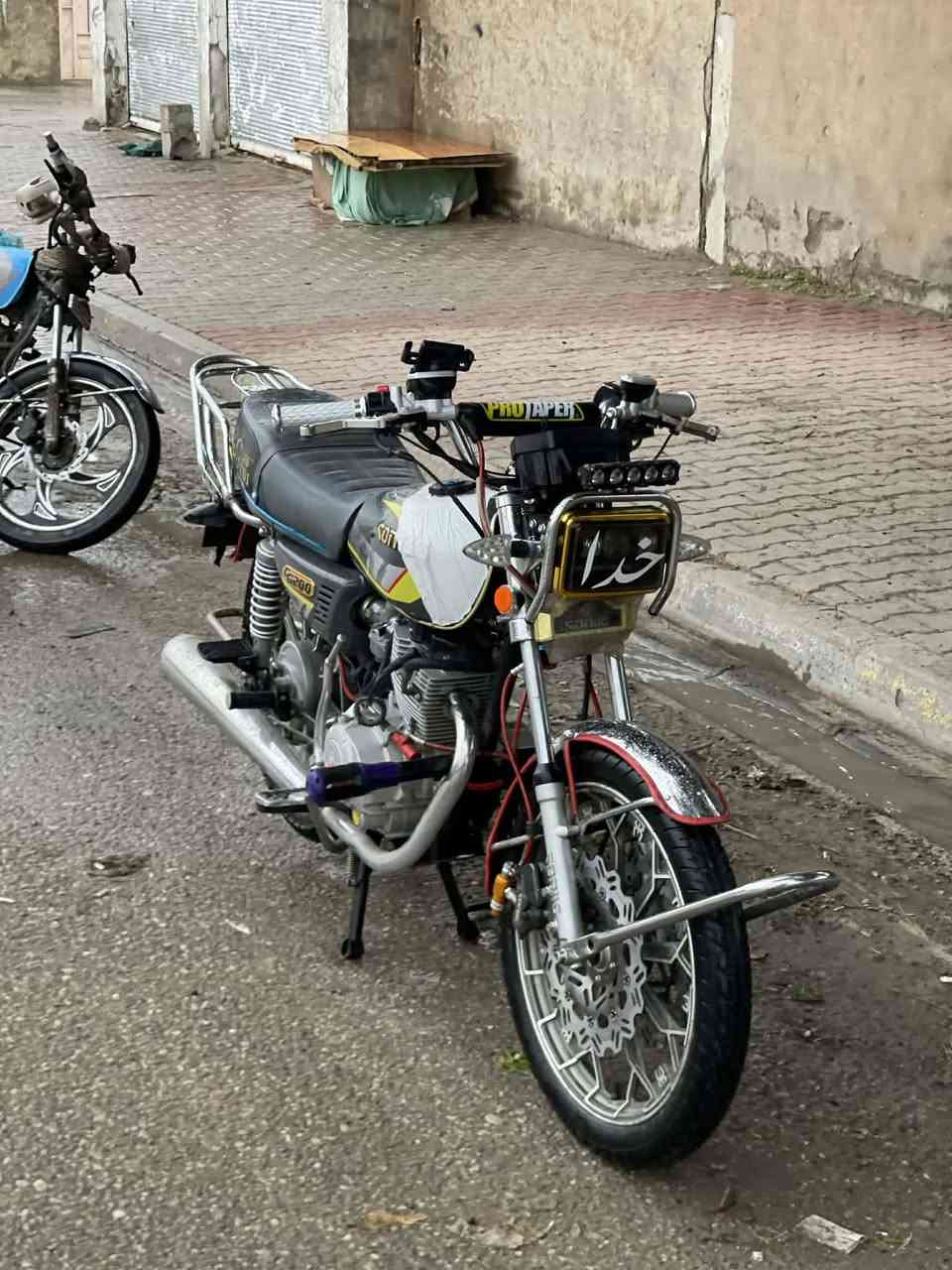 سلام عليكم ماطور سونيك موديل ٢٠٢٥ محرك٢٠٠ دشبول ايبات فول مواصفات دبل ديسك كير محرك كير شرط ما مفتوح كهربائيات كله شرط تأيرات جديد جوبلس
دراجة البيع باب اول سونيك ٢٠٢٥ كلشي ممتاز جاهز تأيرات جوبليس محرك و كير بشرط اي نقص مابي دراجة كلش حلو
سعر:٧٥٠ بي مجال   
عنوان :كركوك
رقم: ***********: ***********
