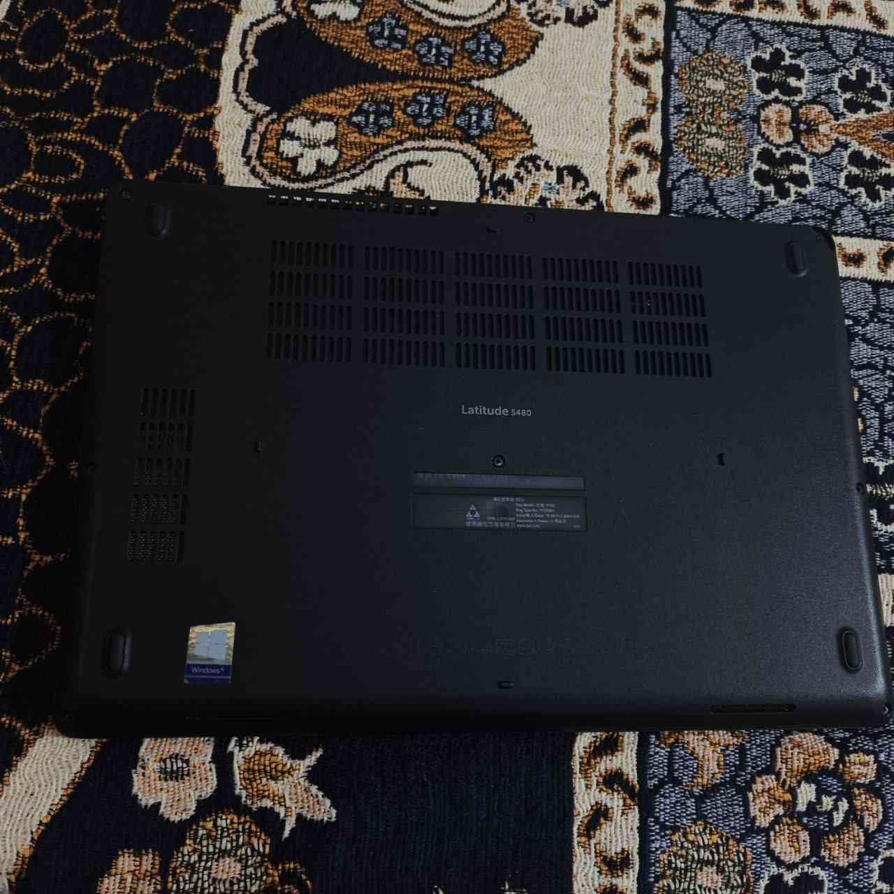 لابتوب Dell Core i7 بحالة ممتازة + شاحن أصلي + ألعاب مثبتة

📦 المواصفات:

معالج: Intel Core i7-6600U

ذاكرة الوصول العشوائي (RAM): 8GB

قرص SSD بسعة 256GB

كرت شاشة: NVIDIA GeForce 930M بسعة 2GB

شاحن أصلي

🖥 الحالة:

الجهاز في حالة ممتازة مع شاشة خالية من العيوب

خدش بسيط في الجزء العلوي

البطارية تدوم حوالي 30 دقيقه الى ساعه 

جميع المنافذ تعمل بشكل جيد، ولا توجد مشاكل في الحرارة أو الأداء

ألعاب مثبتة وجاهز للاستخدام

💰 السعر 200,000 دينار عراقي 

📍 الموقع: النجف الأشرف، نهاية شارع المدينة

📞 للتواصل: ***********_*********** او خاص 

🚚 التوصيل متوفر

---   

ملاحظة: سبب البيع خاص وانما الجهاز نضيف واذا ردت لعبه كلي واضيفها واذا تريد تسأل على الالعاب خاص وشكراً
