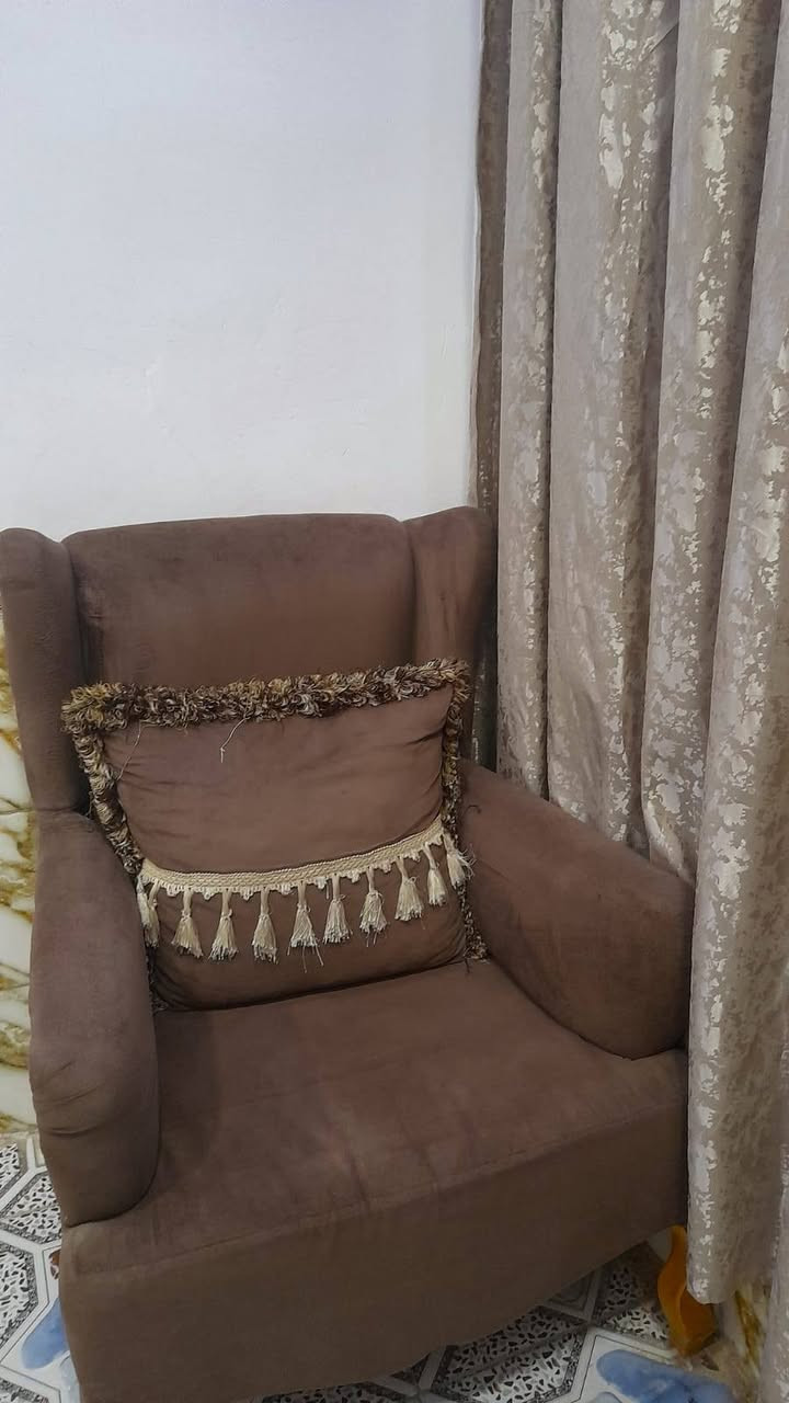 تخم تركي للبيع مستعمل اخو جديد سعره ٤٠٠ بيه مجال للشراي للتواصل واتساب أو اتصال على ***********
