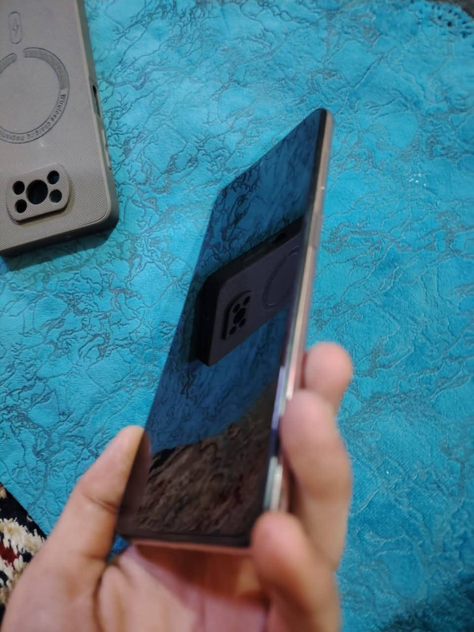 السلام عليكم شباب بوكو اكس 3 برو ذاكره 256 شاشه 120 شحن سريع يصور 4k شباب مراوس بتكنو مكان العلاوي شارع حيفا رقم الهاتف*********** وبي واتساب
