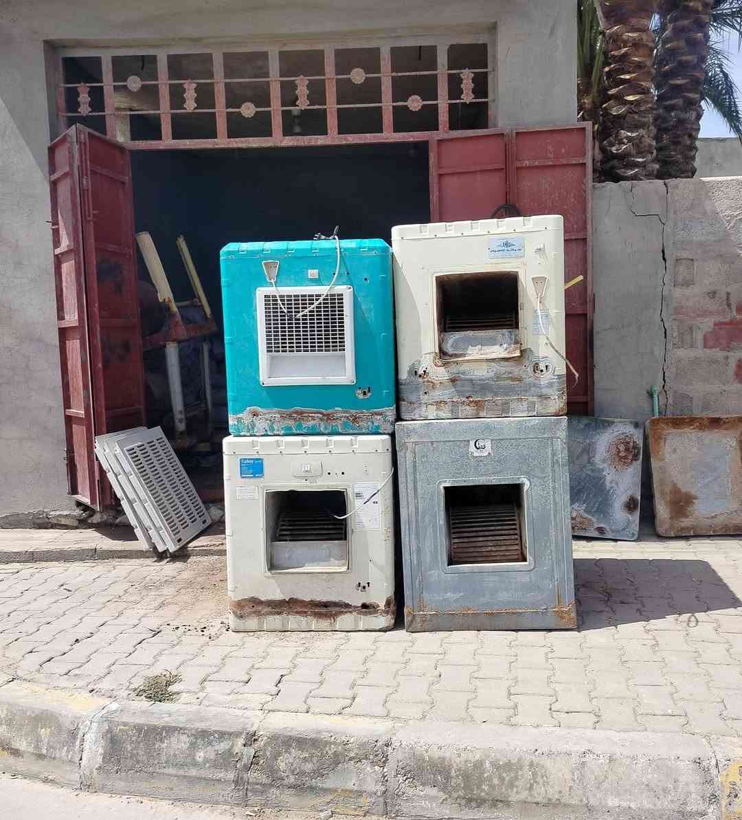 مبردات تشغيل موطار سرعتين  واتر بم جاهزه كشوره نظيفه
***********  عنوان هيت ناحية الفرات 

يوجد احواض مبرده نظيفه كلش
