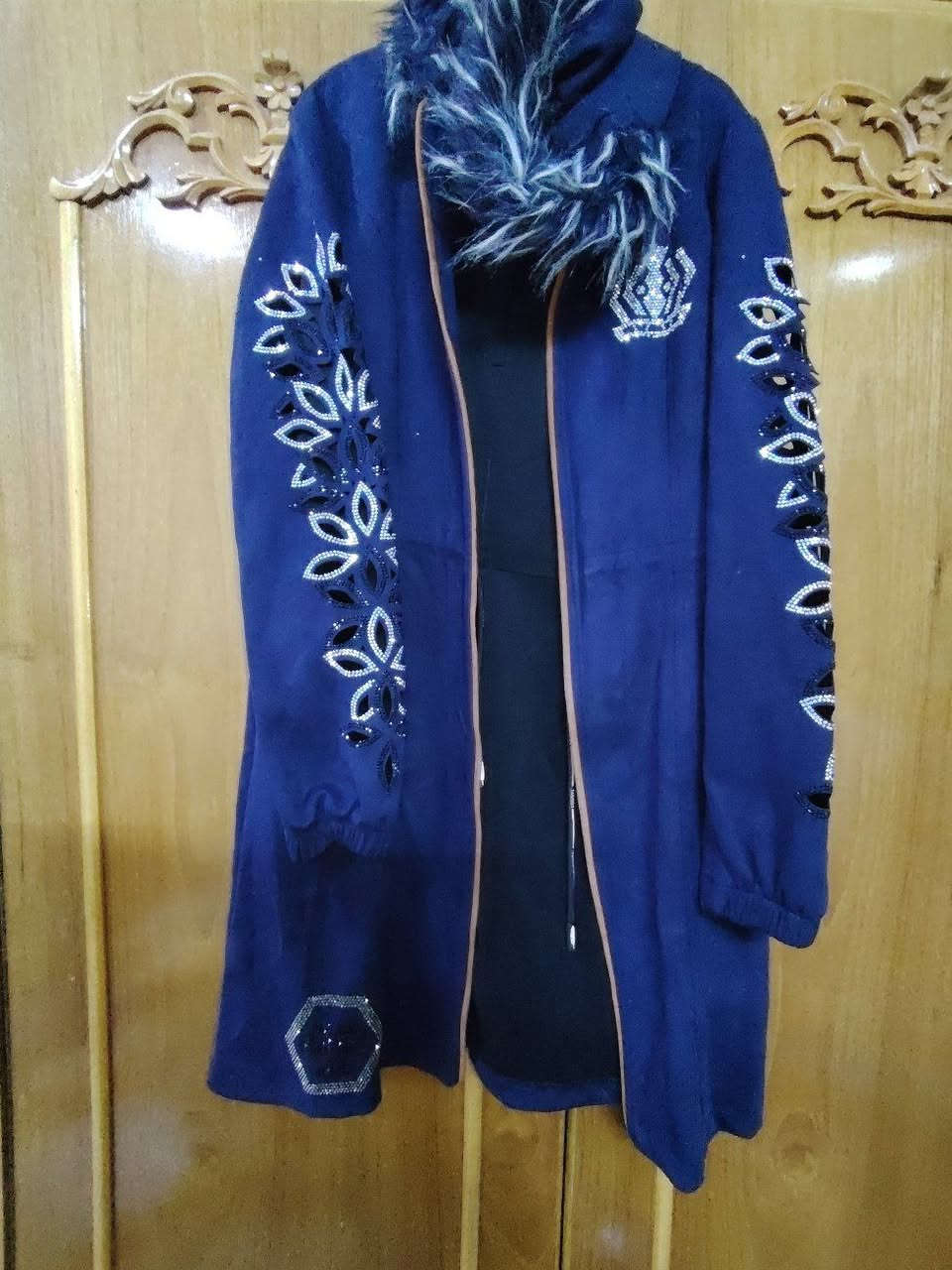 مرحبا حبيباتي هذولا القطع على خمسة بيع مستعجل وشرط نظافة فول والوانهم احلى مامبينه بالكاميرا وملابس السود سواد فاحمم معرف ليش هيج طلع بصور


**إذا كنت صاحب هذا الإعلان وتريد حذفه لأي سبب، رجاءا أرسل رسالة إلى الدعم الفني**