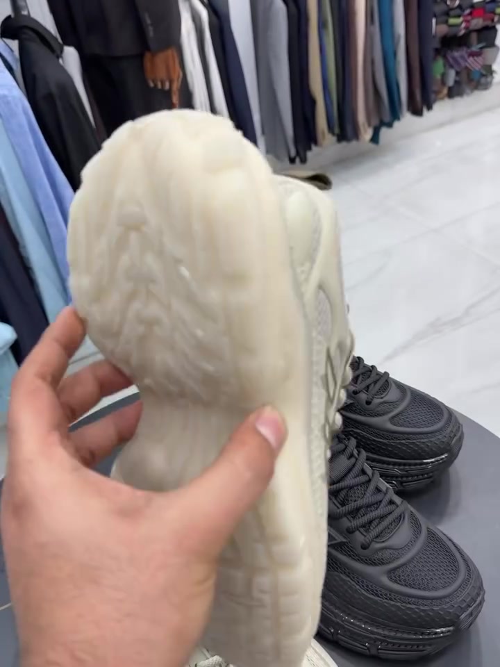 طه العايد 
جودة أنت تستحقها 🤎
‏القياسات  40 41 42 43 44 
علق ب ( تم ) يوصلك السعر 👋🏼🤎


**إذا كنت صاحب هذا الإعلان وتريد حذفه لأي سبب، رجاءا أرسل رسالة إلى الدعم الفني**