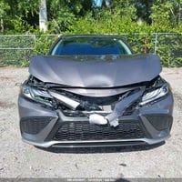 كامري XSE • ٢٠٢٤ • معفي من الگمرگ