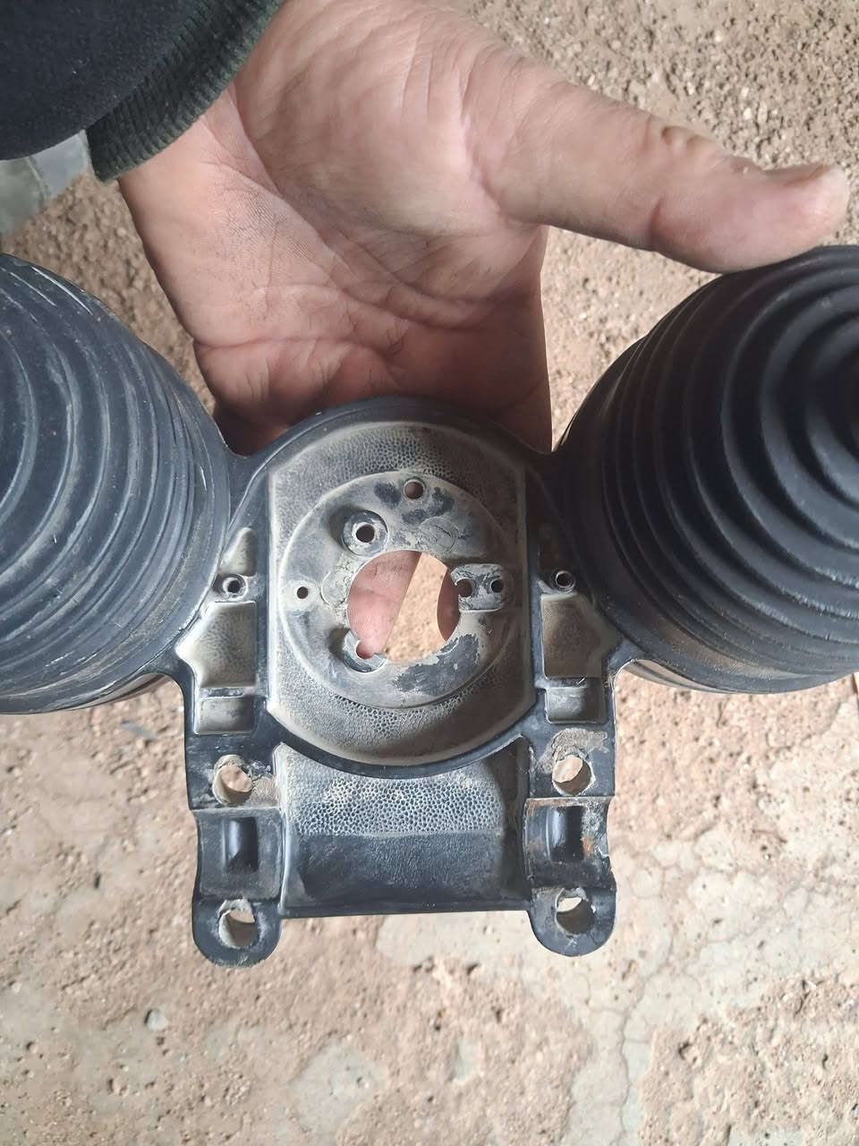 سلام عليكم للبيع دشبول  السعر  ٢٠  مكاني فلوجة هاتف *********** يوجد توصيل جميع محافظات من رخصت مدير الكروب المحترم
