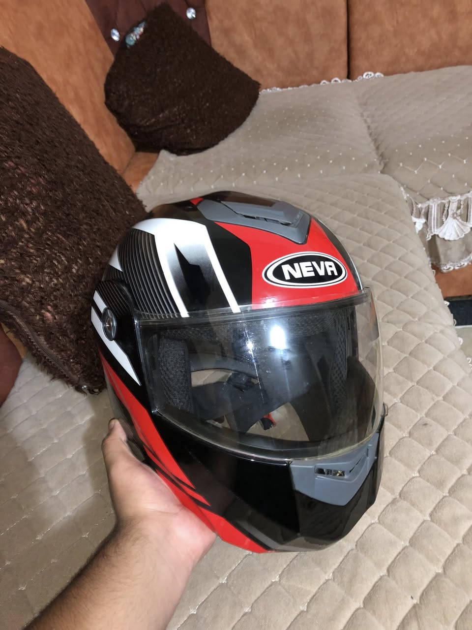 خوذه جديده ملبوسه يومين فقط فچ قلاب ماركتها هــآي كدامكم سعرها ٣٥ وبيها مجال شي قليل


**إذا كنت صاحب هذا الإعلان وتريد حذفه لأي سبب، رجاءا أرسل رسالة إلى الدعم الفني**