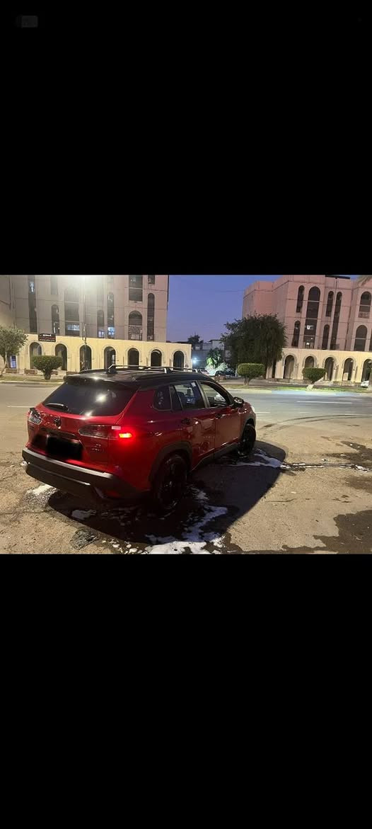 السلام عليكم 
كورلا كروز هايبرد فور ويل 
السياره فول مواصفات 
السياره مابيها أي نقص 
حادث أمريكا أربع قطع موضح 
السياره بدون دواخل وبدون ايرباك
رقم بغداد الانكليزي بسمي 
السعر (178) $ وبيها مجال 
مكاني بغداد 
***********
