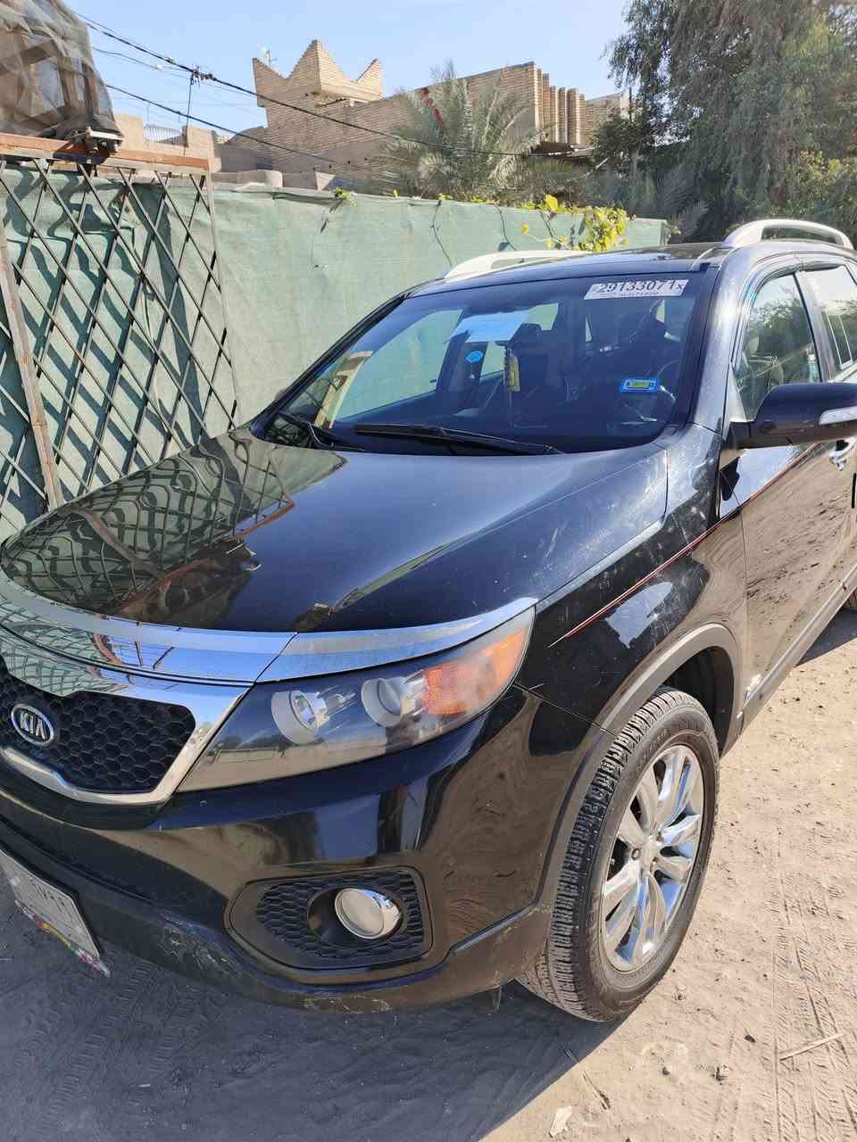 سيارة سورنتو مديل 2011 رقم ديالى
فول مواصفات گلين مكفولة من حادث  محرك ٦ كير مكفولة
 من كل شيء العنوان بغداد ***********  السعر١٣٥
