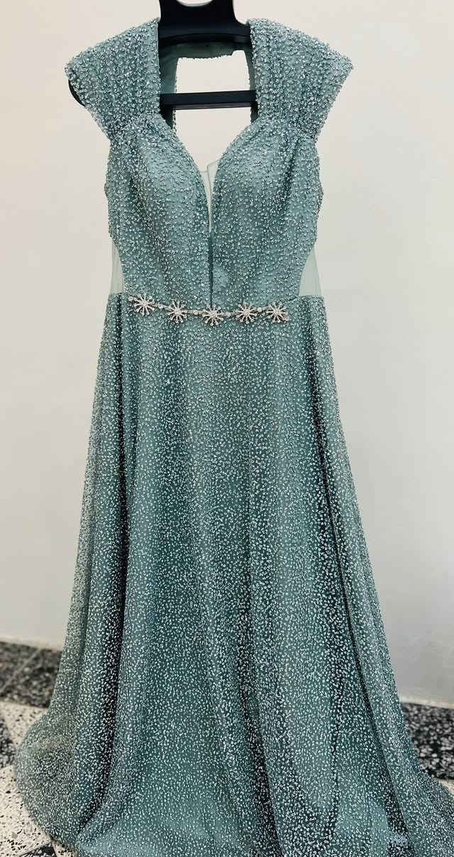 للبيع هذا الفستان ماخذته من لبنان ب250 اريده ب٧٥ وبيه مجال


**إذا كنت صاحب هذا الإعلان وتريد حذفه لأي سبب، رجاءا أرسل رسالة إلى الدعم الفني**