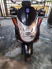 دراجه ماجسته دبل رون سرعه 160 دراجه كلها شغاله كهربايات بريكات امامي و...