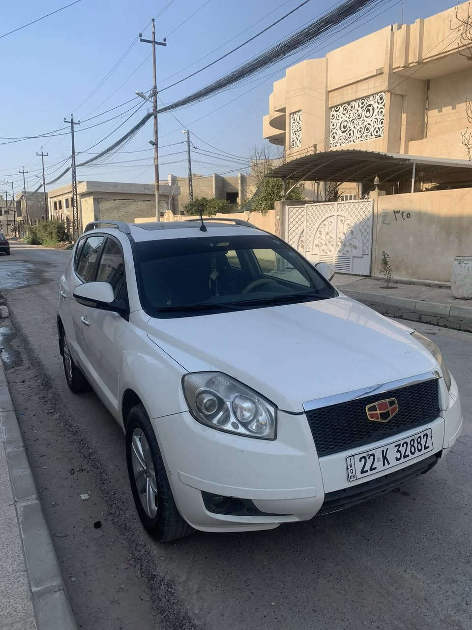 جيلي امكراند موديل 2013 بدون صبغ رقم اربيل مكاني الموصل 85 ورقة للتواصل خاص او عالرقم ***********
