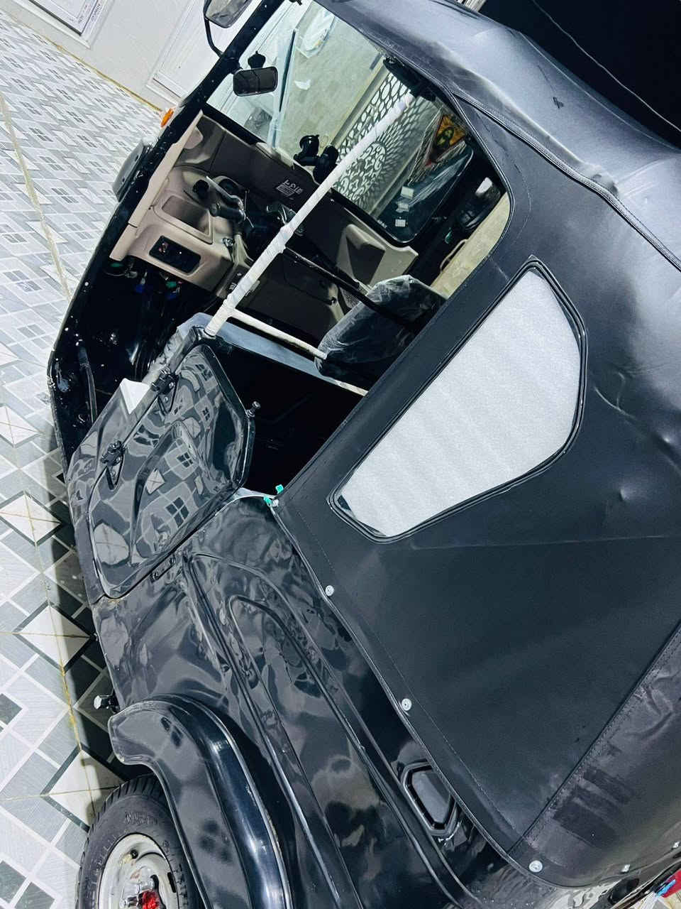 سلام عليكم تكتك للبيع رقم بابل كفاله عامه محرك كشر فقط ضربه بصيطه يم بك لايت المكان القاسم رقم ***********
