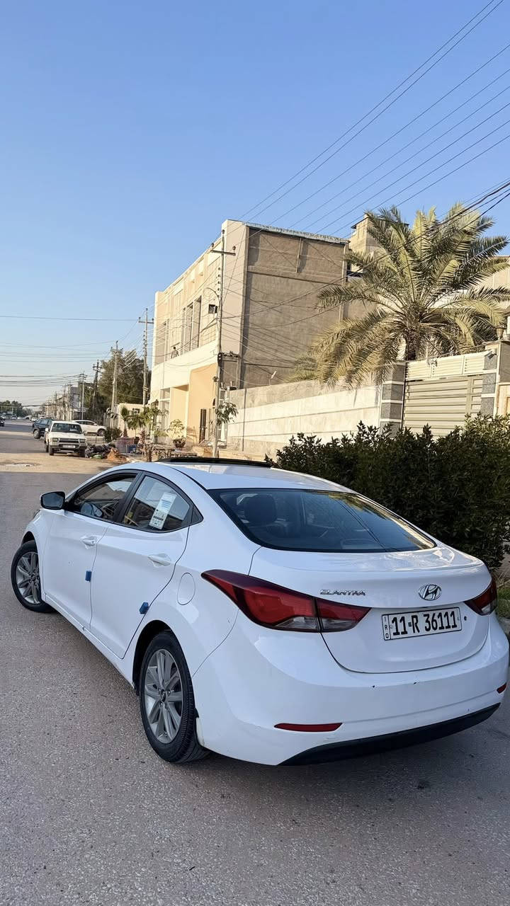 السلام عليكم النترا 2014
النترا 2014 خليجي بيها فقط باب السائق مبدل 
رقم بغداد الجديد شبه مميز السياره فول ماعدا البصمه . 
شاشه كبيره 
تحكم ستيرن 
حساسات خلفيه 
كامره خلفيه 
فتحه سقف 
اشاير بلمري
السعر 122 وبيها مجال وتحويل ثاني يوم . 
مكاني نجف ***********
