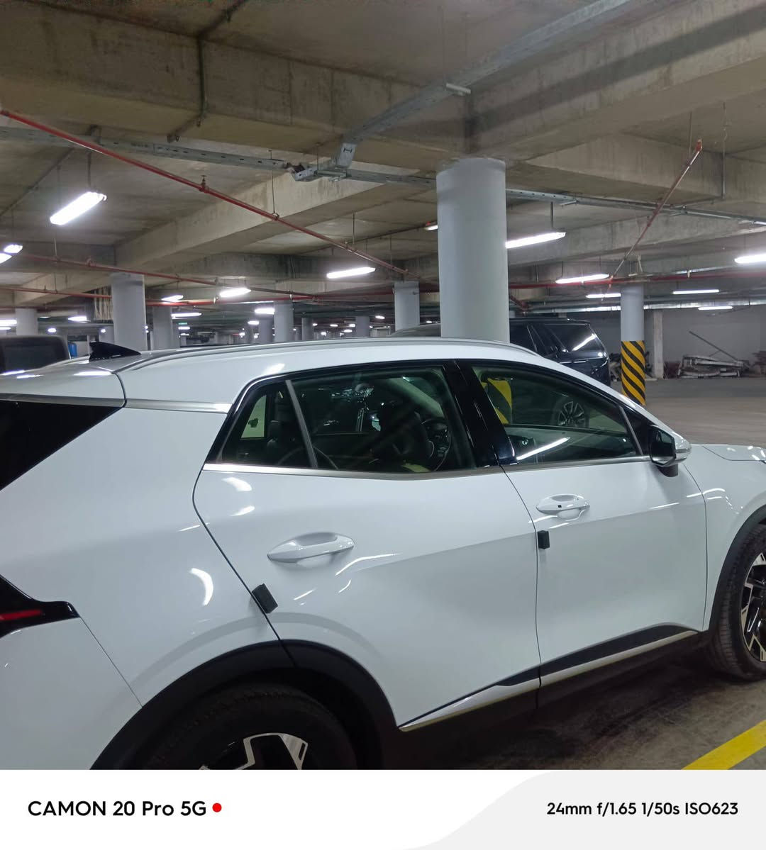 سلام عليكم
سبورتج فول عدا الفتحة موديل 2024 
ماشية 31 الف قابل لزيادة.. 
رقم بغداد.. 
سيارة على الضمان الشركة
تبديل دهن فلاتر داخل الشركة

السعر 230$ وبيه مجال
العنوان بغداد 
لاستفسار الاتصال على الرقم ***********
